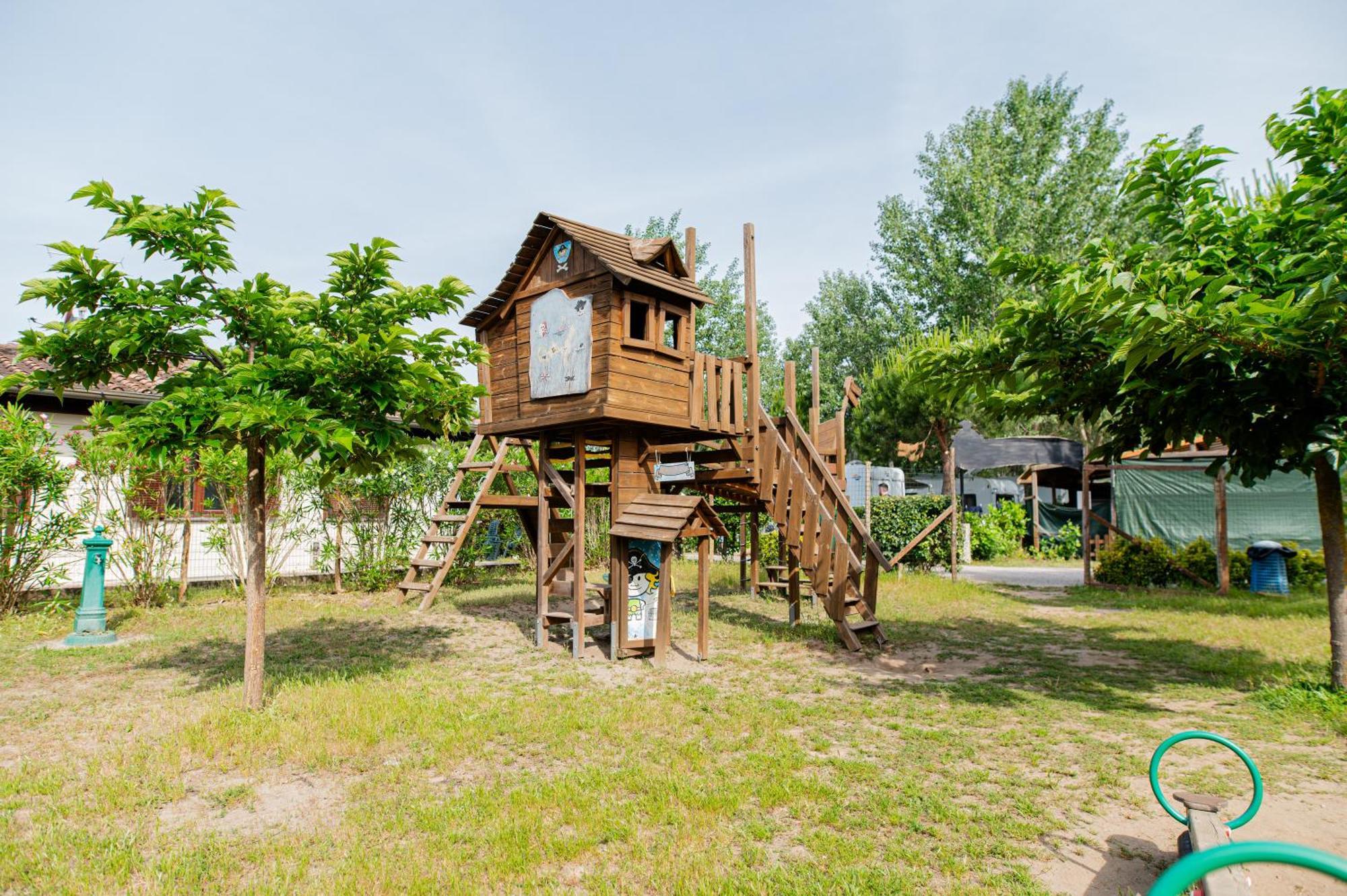 Luxe Stacaravan In Toscane, Viareggio Aan Zee, Pisa, Aangeboden Door Micasatoscana Apartment Exterior photo